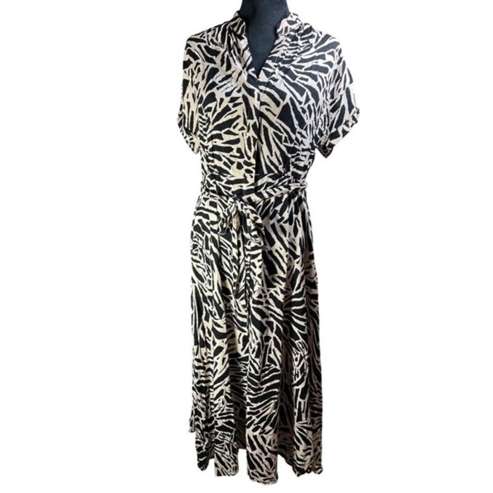 H&M Black and White Printed Wrap Dress